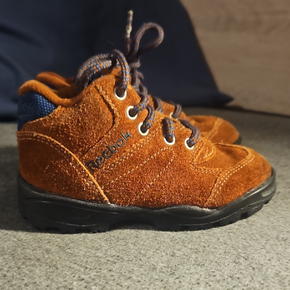 Reebok Kids Suede Hiking Boot
